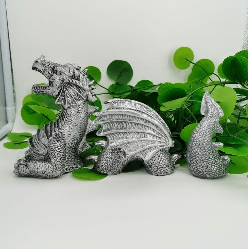 Gothic Dragon Lawn Sculpture – Large Garden Decor, Yard Statue & Ornament