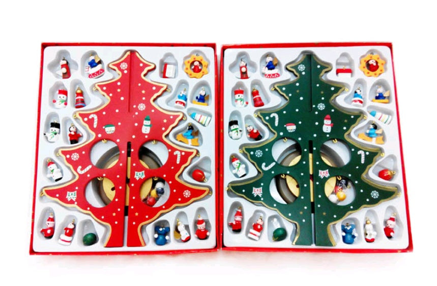Festive Wooden Desktop Tree – Brighten Your Holiday Workspace