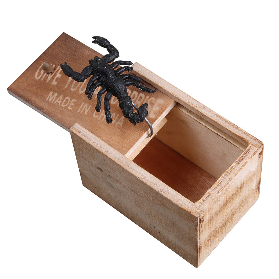 Spider Prank Scare Box – Funny Novelty Toy for Kids, Teens & Adults