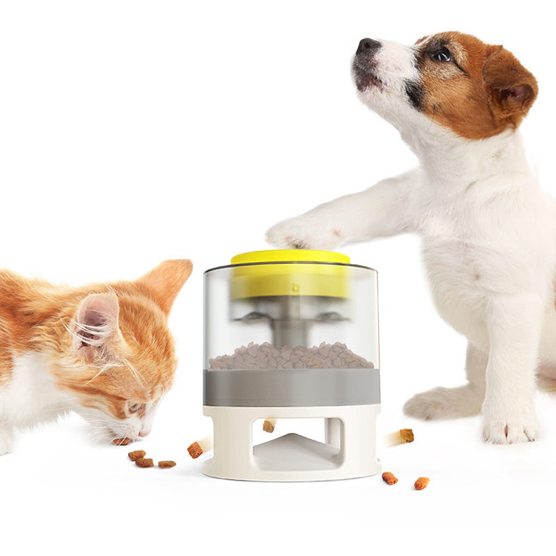 Dog Treat Catapult Toy – Interactive Food Dispenser for Dogs & Cats