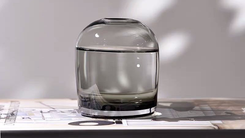 Decorative Glass Vase for Flowers – Modern Living Room & Dining Table Accent