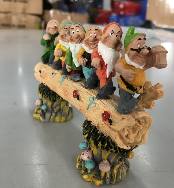 Seven Dwarfs Gnome Garden Decor Resin Statues | Outdoor Yard & Patio Decoration Set