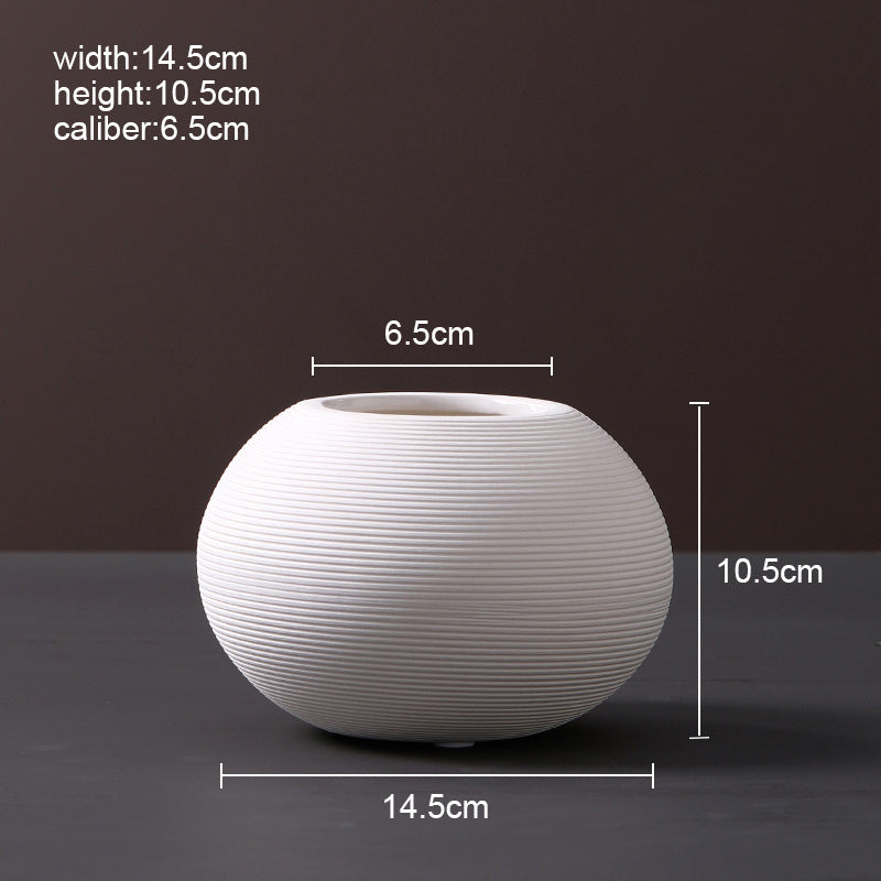 Nordic Ceramic Vase – Modern Charm for Your Home