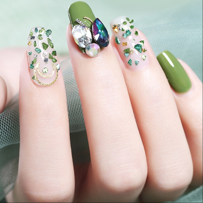 Sparkly Nail Diamonds Rivets – 3D Nail Art Jewelry for Acrylic & Gel Nails