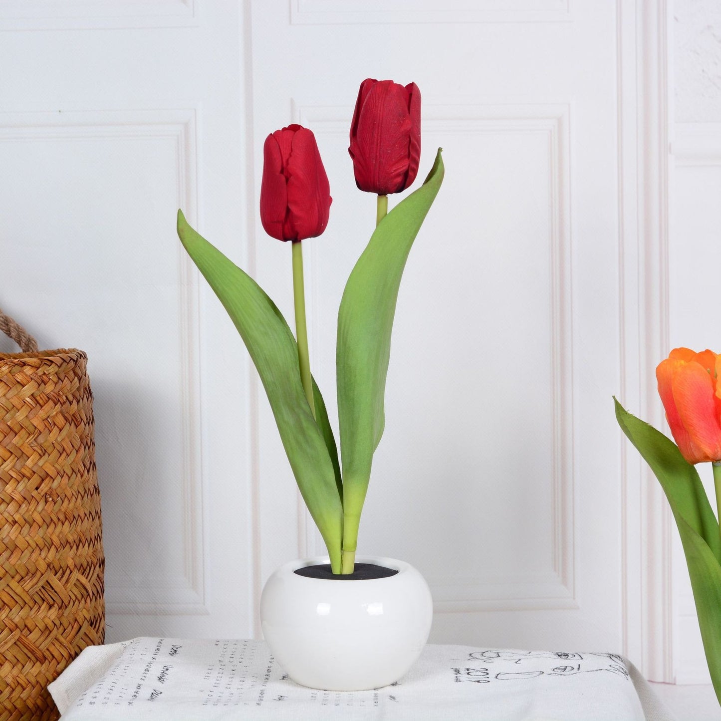 Decorative LED Tulip Night Light – Artificial Flower Table Lamp for Home & Gift Ideas