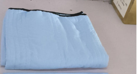 Lightweight Summer Cooling Blanket – Soft & Breathable Quilt