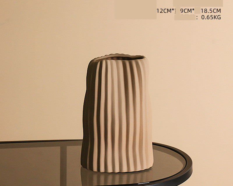 Minimalist Ceramic Vases – Stylish Living Room & Floral Decoration