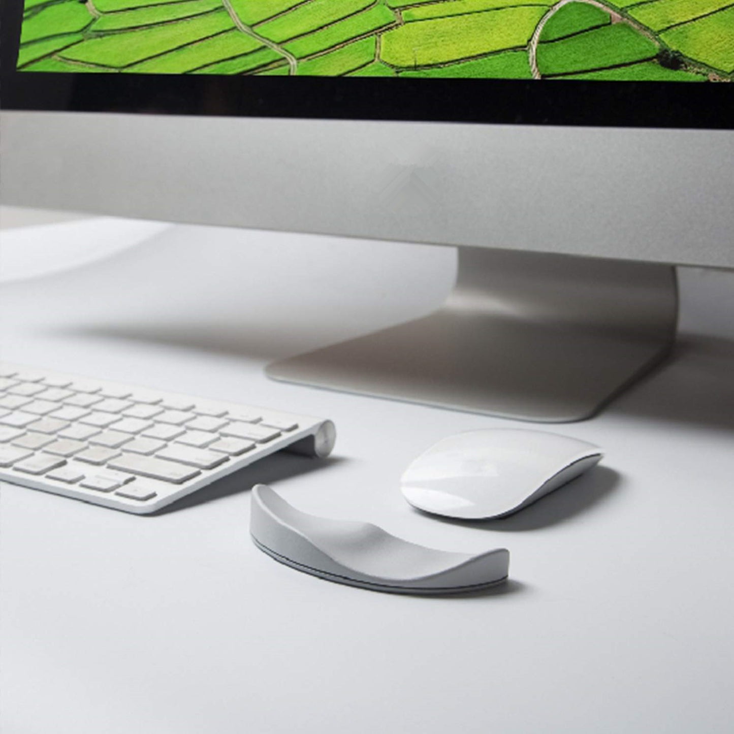 Ergonomic Mouse Wrist Rest Gel Mouse Pad – Non-Slip Support for Office & Gaming Comfort