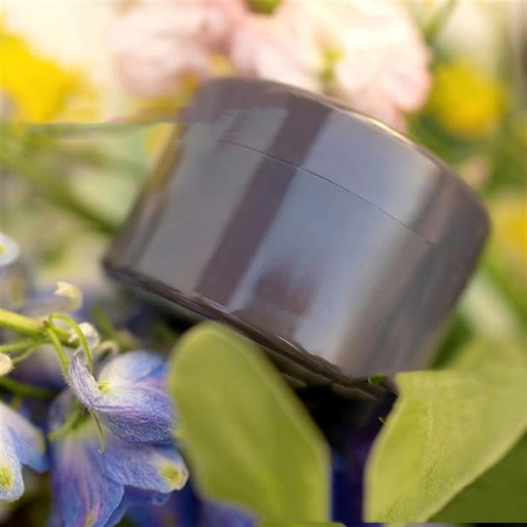 Spiral Stem Flower Arranger – DIY Vase Bouquet Holder for Home Decor Styling