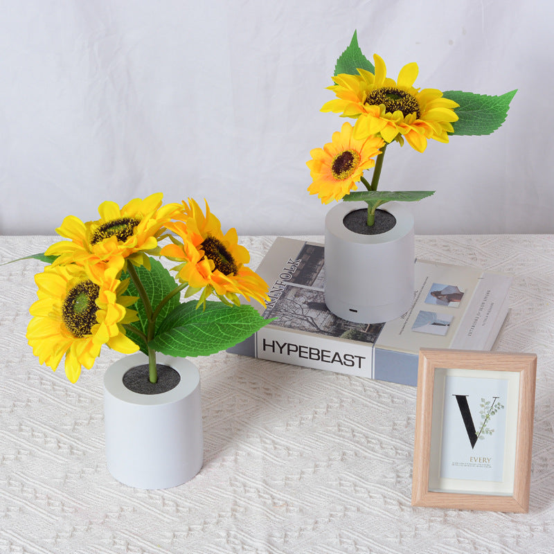 Sunflower LED Night Light – Rechargeable Decorative Desk Lamp for Home & Bedroom Decor
