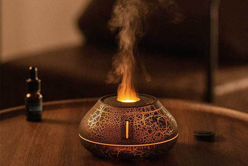 Desktop Flame Humidifier Diffuser – Essential Oil Aroma Diffuser for Fresh Air & Relaxation