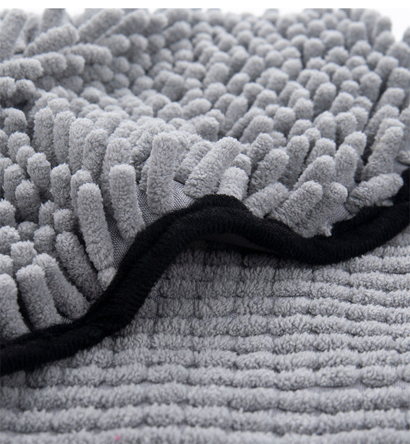 Quick-Dry Microfiber Dog Towel | Ultra Absorbent Pet Bathrobe for Dogs & Cats