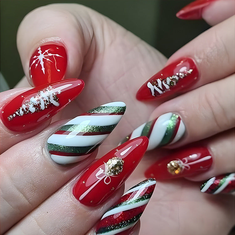 Luxury Christmas Press On Nails 24 pcs Set – Festive Snowflake Fake Nails