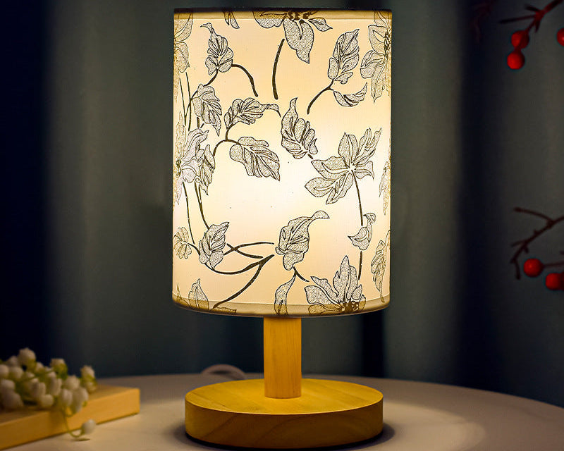 Cozy LED Table Lamp for Bedroom – Chinese Style Bedside Night Light Decor