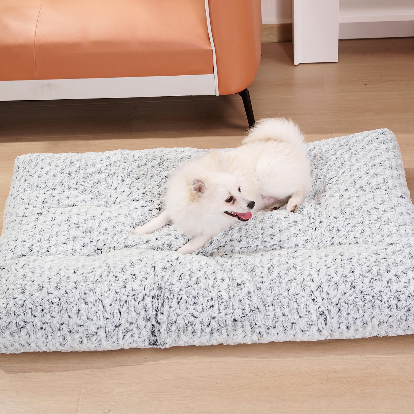 Soft Cozy Dog Bed – Plush Velvet Kennel Mat, Washable & Pet-Friendly