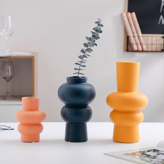 Scandinavian Style Ceramic Vase – Modern Minimalist Flower Decor for Home